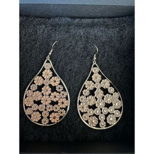 Gold Floral Earrings-Lightweight 